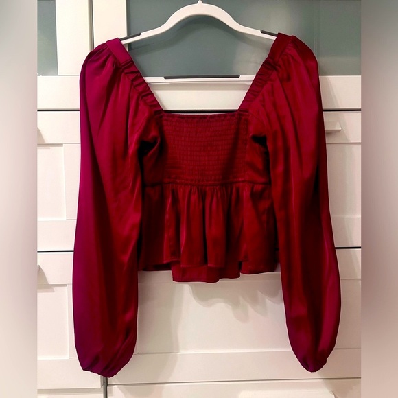 Abercrombie & Fitch Emerson Satin Long-Sleeve Top - Picture 5 of 7